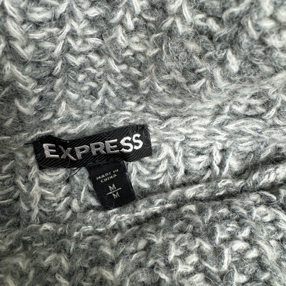 Express Turtleneck Sweater - Picture 6 of 7